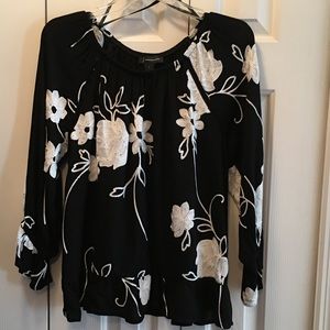 INC ladies top L with embroidery